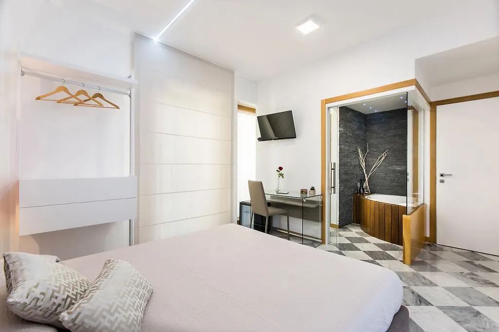 LuceNova Suite Guest-house Cagliari 0*,