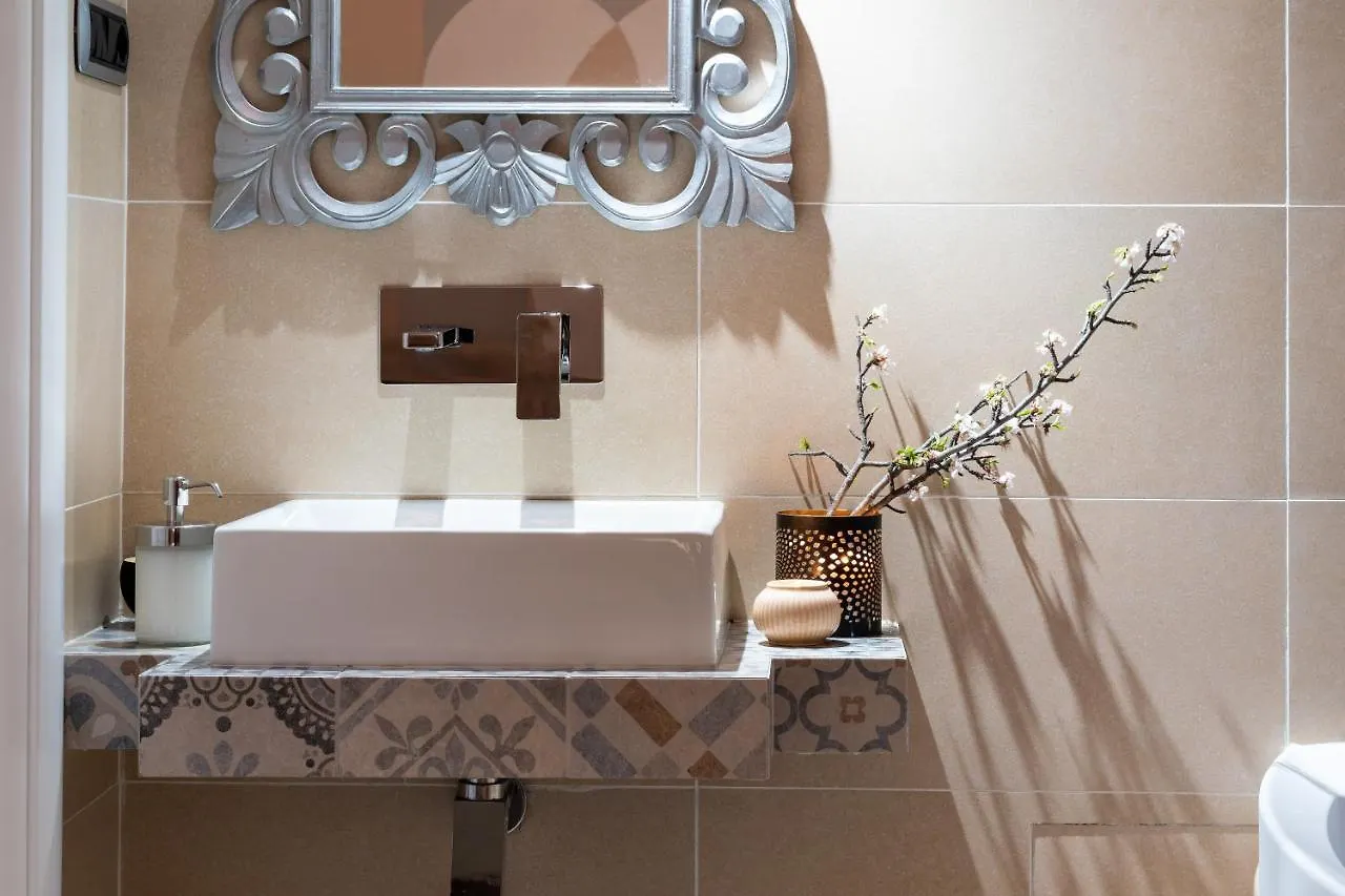 LuceNova Suite Guest-house Cagliari 0*,